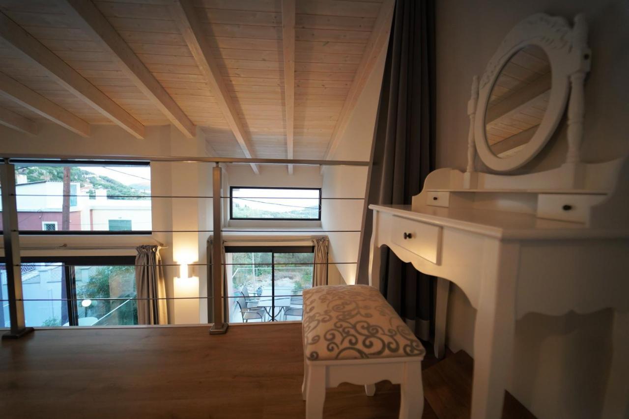 Moonlight Suites Parga Luaran gambar