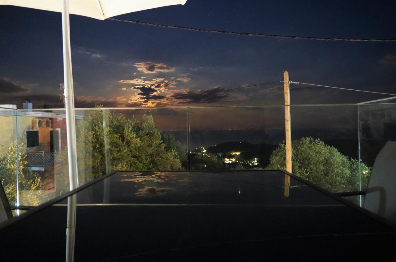 Moonlight Suites Parga Luaran gambar