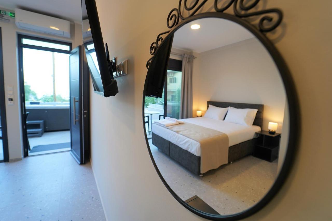 Moonlight Suites Parga Luaran gambar