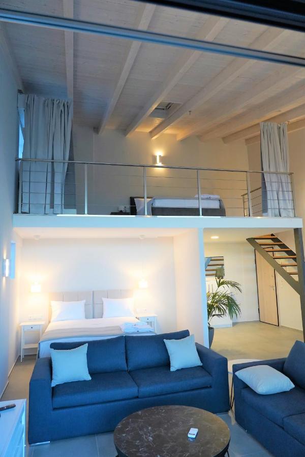 Moonlight Suites Parga Luaran gambar